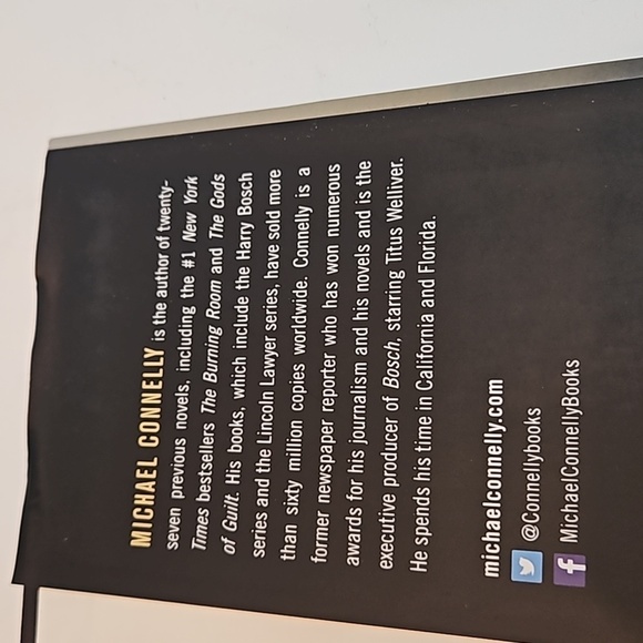 Michael Connelly The Crossing A Bosch Novel 1st Edt. 2015 Hardcover Little Brown - Picture 11 of 17